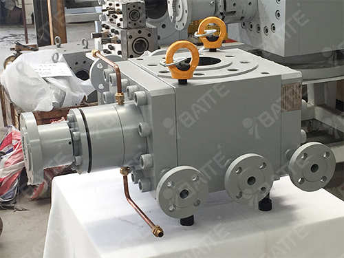 反應(yīng)釜熔體出料泵